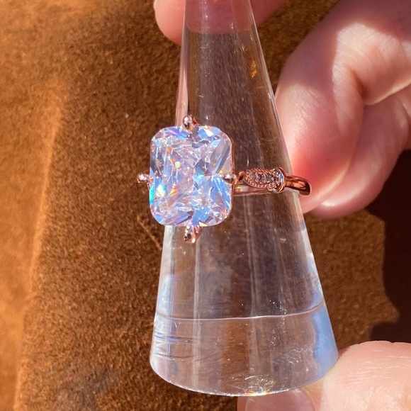 - Art Deco-Faceted Mossainte & 14k Rose Gold Vermiel Ring Size 8 1/2 - Picture 8 of 11